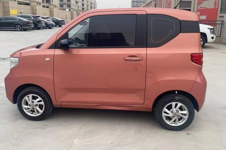 Used Wuling Hongguang MINIEV 2020 Enjoyment Model Lithium Iron Phosphate Exterior 3