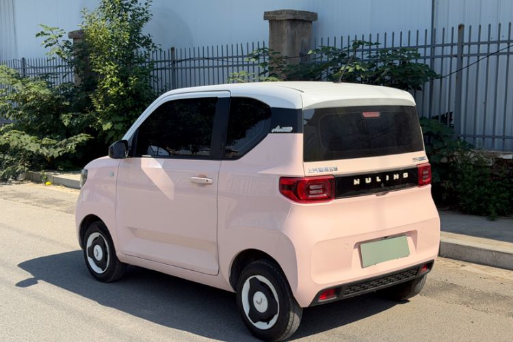 Used Wuling Hongguang MINIEV 2020 Zizai Version Lithium-NMC Exterior 4