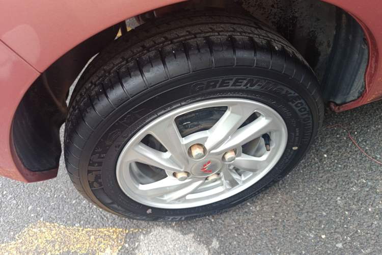 Used Wuling Hongguang MINIEV 2020 Enjoyment Model Lithium Iron Phosphate Exterior 5
