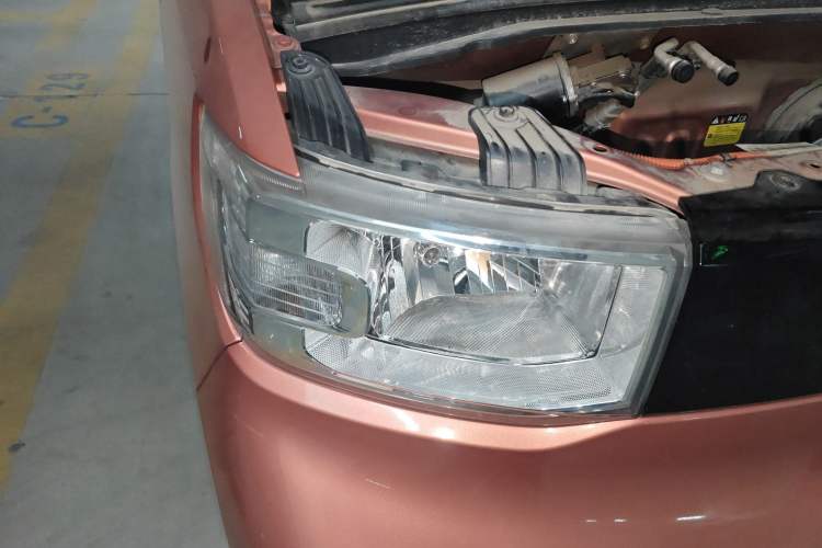 Used Wuling Hongguang MINIEV 2020 Easy Version Lithium-Ion Battery Exterior 6