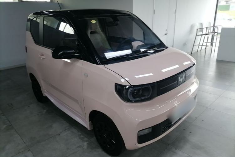 Used Wuling Hongguang MINIEV 2020 Freedom Version Lithium Iron Phosphate Front Right 45 Deg