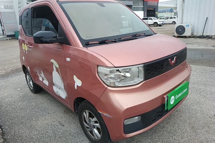 Used Wuling Hongguang MINIEV 2020 Enjoyment Model Lithium Iron Phosphate Front Right 45 Deg