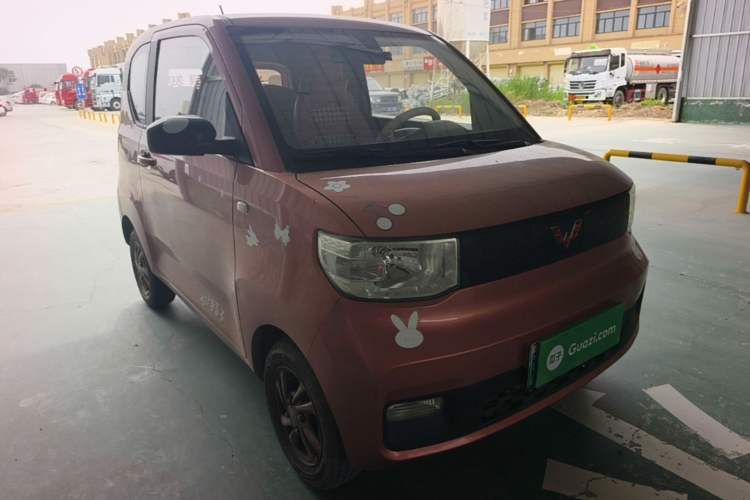 Used Wuling Hongguang MINIEV 2020 Zizai Version Lithium-NMC Front Right 45 Deg