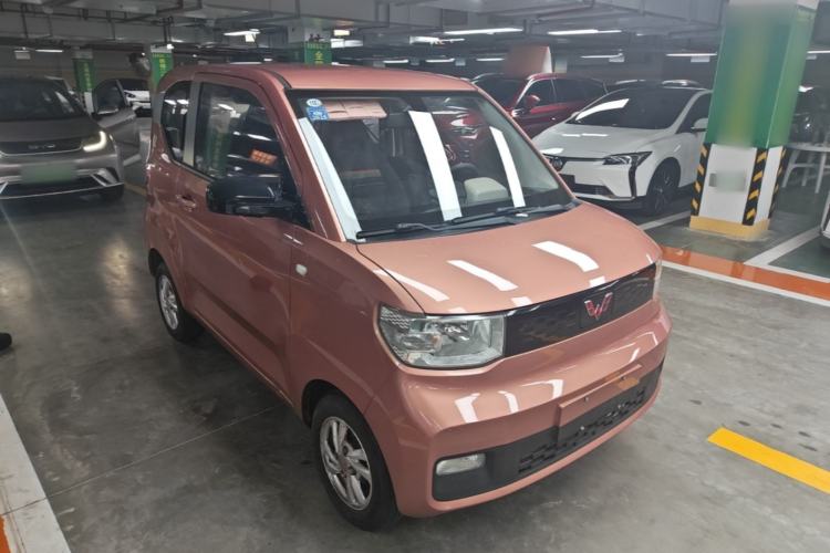Used Wuling Hongguang MINIEV 2020 Freedom Version Lithium Iron Phosphate Front Right 45 Deg