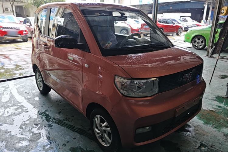 Used Wuling Hongguang MINIEV 2020 Freedom Version Lithium Iron Phosphate Front Right 45 Deg