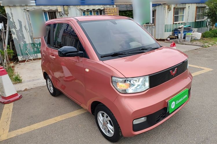 Used Wuling Hongguang MINIEV 2020 Freedom Version Lithium Iron Phosphate Front Right 45 Deg