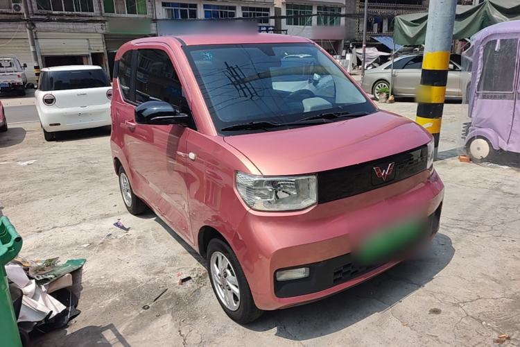 Used Wuling Hongguang MINIEV 2020 Enjoyment Model Lithium Iron Phosphate Front Right 45 Deg