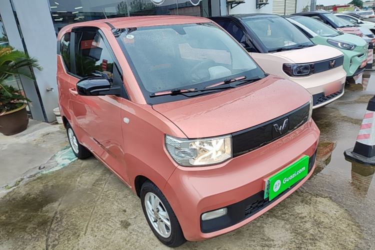 Used Wuling Hongguang MINIEV 2020 Enjoy Edition Lithium-Ion Battery Front Right 45 Deg