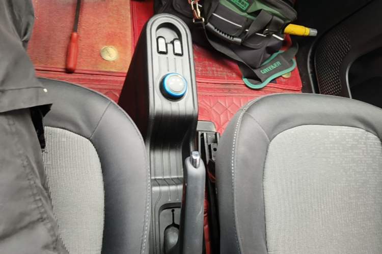 Used Wuling Hongguang MINIEV 2020 Enjoyment Model Lithium Iron Phosphate Gear Lever