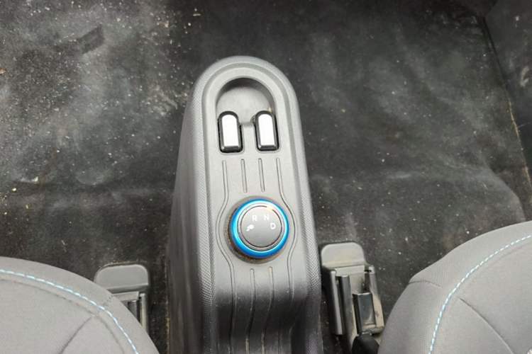Used Wuling Hongguang MINIEV 2020 Freedom Version Lithium Iron Phosphate Gear Lever