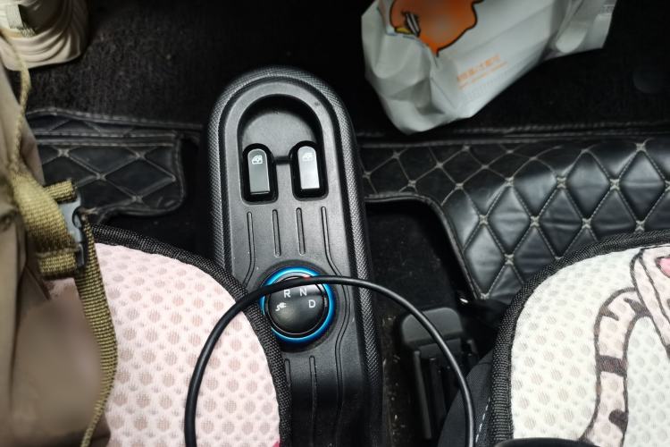 Used Wuling Hongguang MINIEV 2020 Freedom Version Lithium Iron Phosphate Gear Lever