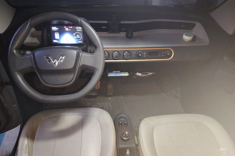 Used Wuling Hongguang MINIEV 2020 Enjoy Edition Lithium-Ion Battery Center Console