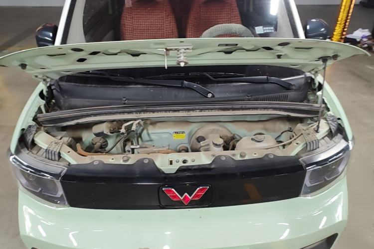 Used Wuling Hongguang MINIEV 2020 Enjoyment Model Lithium Iron Phosphate Engine Bay