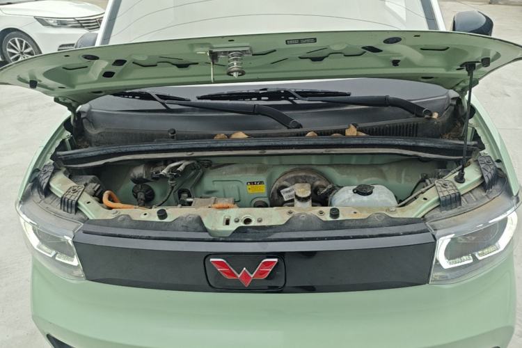 Used Wuling Hongguang MINIEV 2020 Zizai Version Lithium-NMC Engine Bay