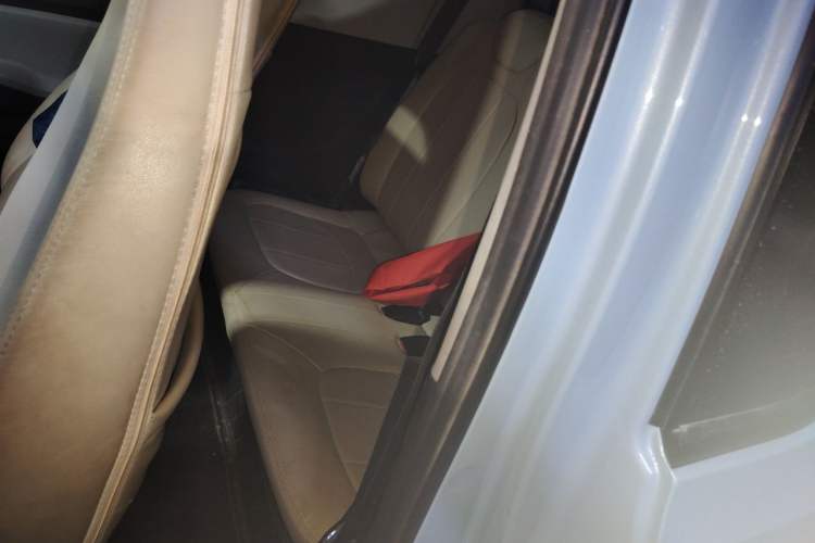 Used Wuling Hongguang MINIEV 2020 Enjoy Edition Lithium-Ion Battery Left Rear Seat