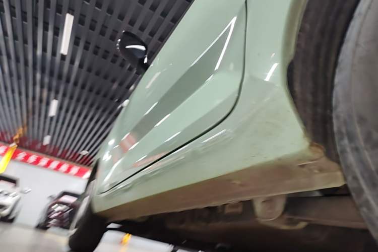 Used Wuling Hongguang MINIEV 2020 Enjoyment Model Lithium Iron Phosphate Left Side Sill