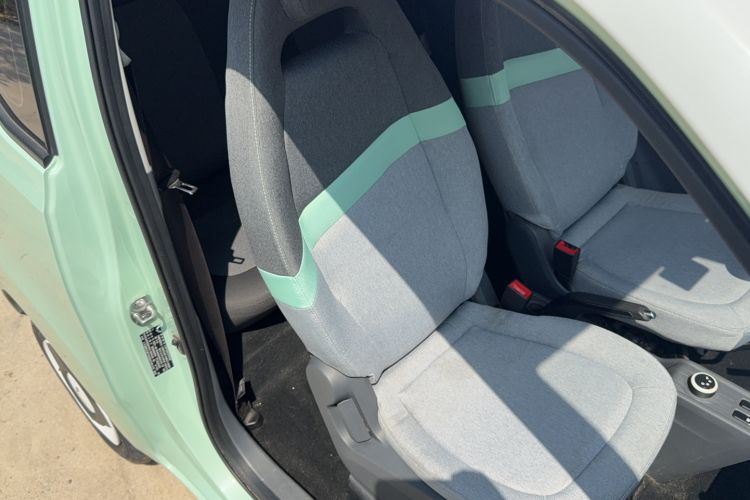 Used Wuling Hongguang MINIEV 2020 Enjoyment Model Lithium Iron Phosphate Right Front Seat