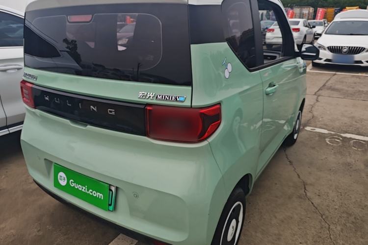 Used Wuling Hongguang MINIEV 2020 Freedom Version Lithium Iron Phosphate Right Rear Taillight