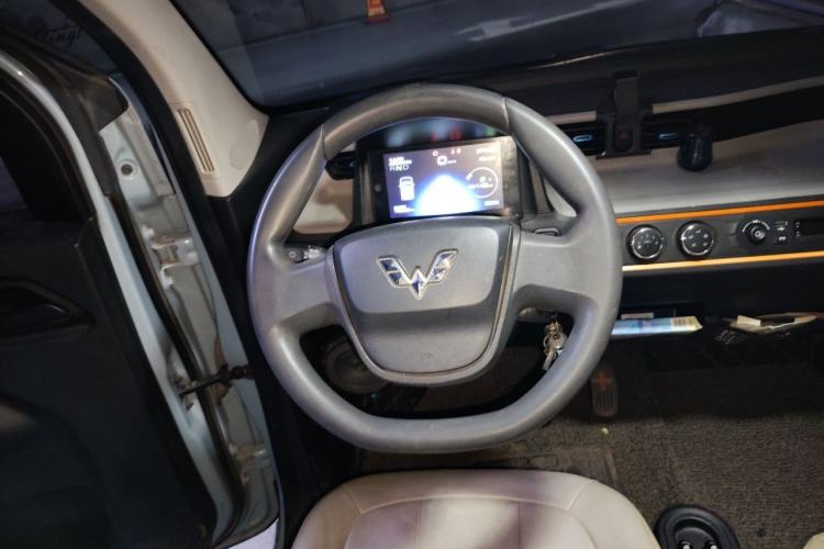 Used Wuling Hongguang MINIEV 2020 Enjoy Edition Lithium-Ion Battery Steering Wheel