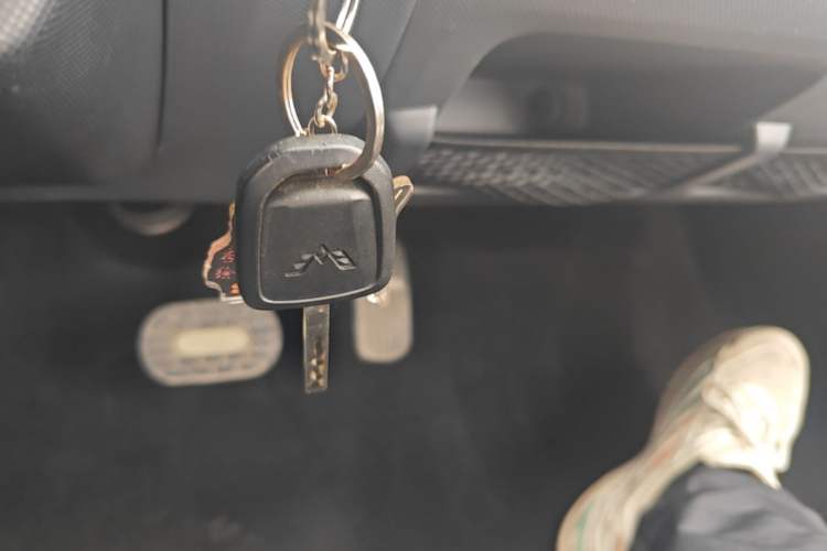 Used Wuling Hongguang MINIEV 2020 Freedom Version Lithium Iron Phosphate Vehicle Key