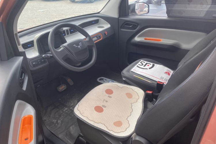 Used Wuling Hongguang MINIEV 2020 Freedom Version Lithium Iron Phosphate Interior 3