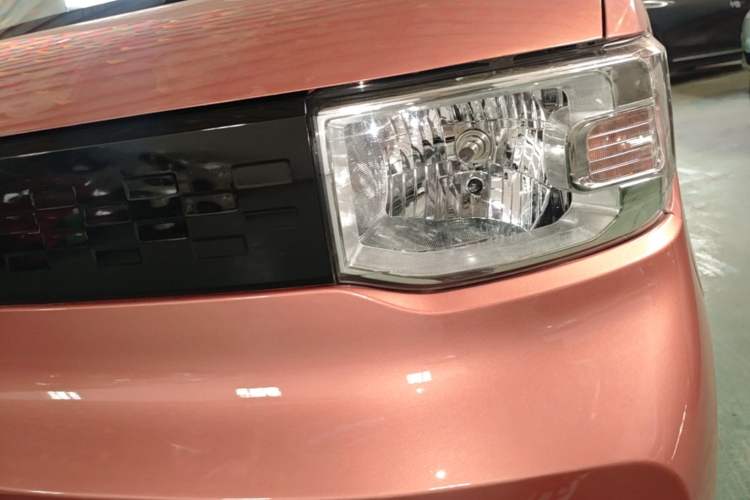 Used Wuling Hongguang MINIEV 2020 Freedom Version Lithium Iron Phosphate Left Front Headlight