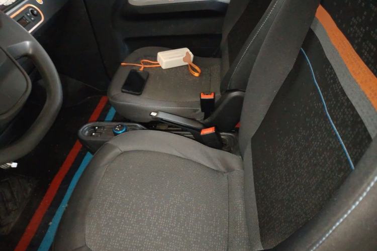 Used Wuling Hongguang MINIEV 2020 Enjoy Edition Lithium-Ion Battery Left Front Seat