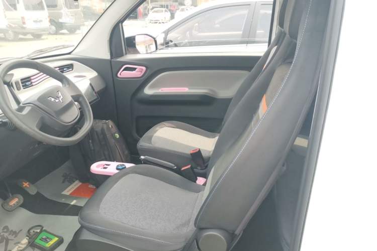Used Wuling Hongguang MINIEV 2020 Easy Version Lithium-Ion Battery Left Front Seat