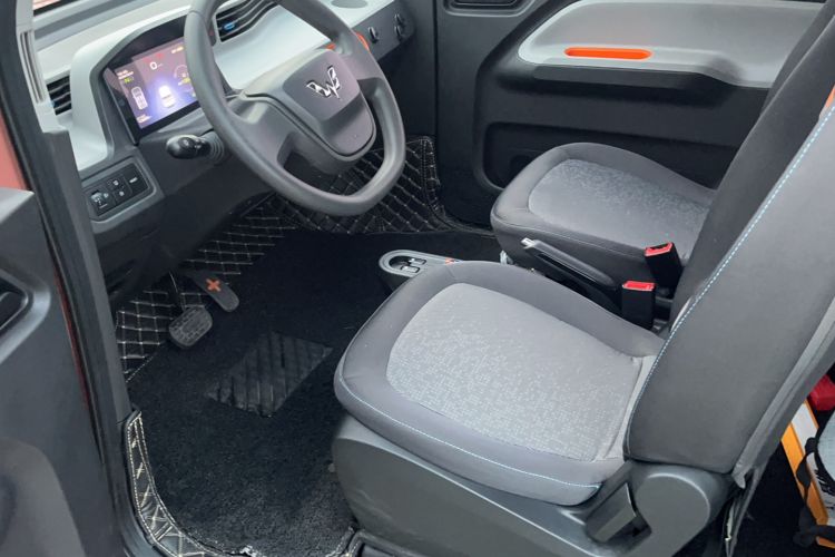 Used Wuling Hongguang MINIEV 2020 Enjoyment Model Lithium Iron Phosphate Left Front Seat