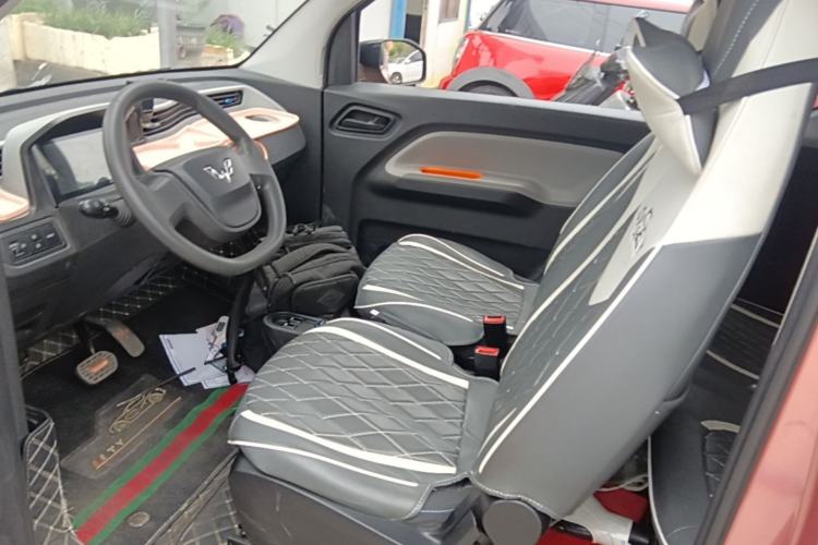 Used Wuling Hongguang MINIEV 2020 Zizai Version Lithium-NMC Left Front Seat