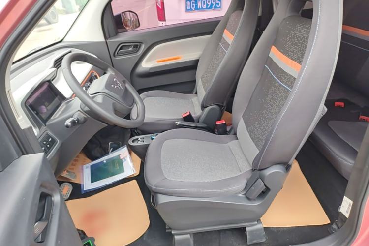 Used Wuling Hongguang MINIEV 2020 Freedom Version Lithium Iron Phosphate Left Front Seat