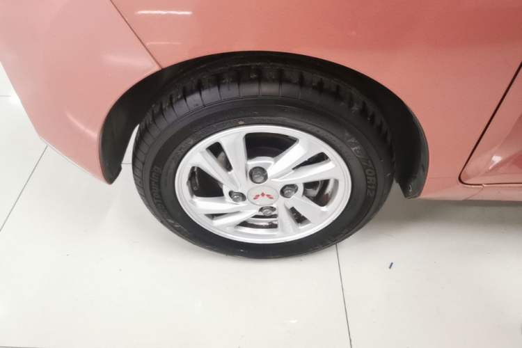 Used Wuling Hongguang MINIEV 2020 Enjoyment Model Lithium Iron Phosphate Left Front Wheel Hub