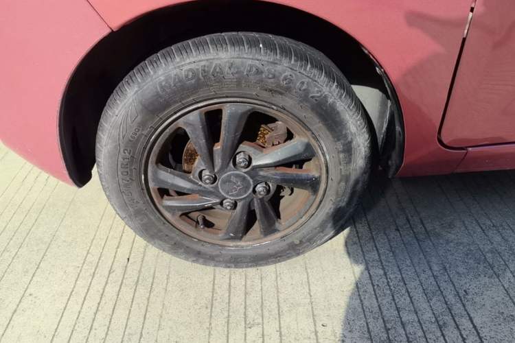 Used Wuling Hongguang MINIEV 2020 Zizai Version Lithium-NMC Left Front Wheel Hub