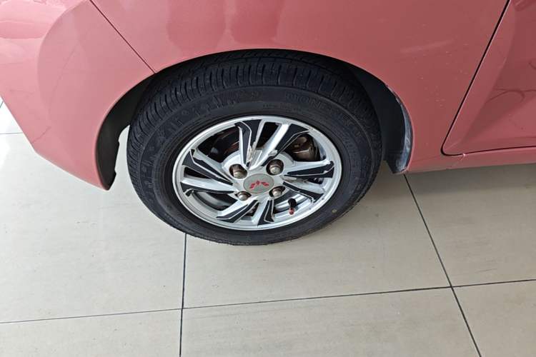 Used Wuling Hongguang MINIEV 2020 Enjoy Edition Lithium-Ion Battery Left Front Wheel Hub