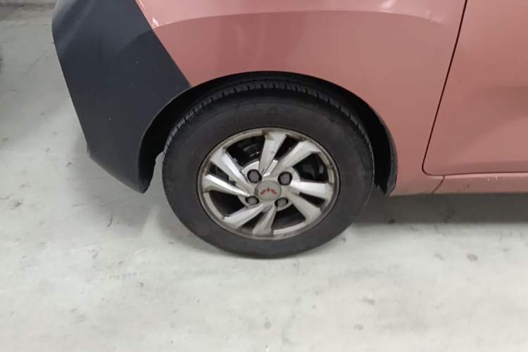 Used Wuling Hongguang MINIEV 2020 Enjoyment Model Lithium Iron Phosphate Left Front Wheel Hub