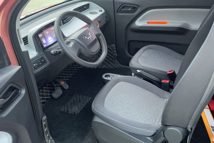 Used Wuling Hongguang MINIEV 2020 Enjoyment Model Lithium Iron Phosphate Left Rear Seat