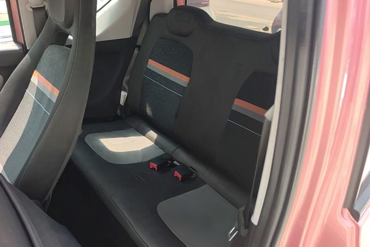 Used Wuling Hongguang MINIEV 2020 Enjoyment Model Lithium Iron Phosphate Left Rear Seat