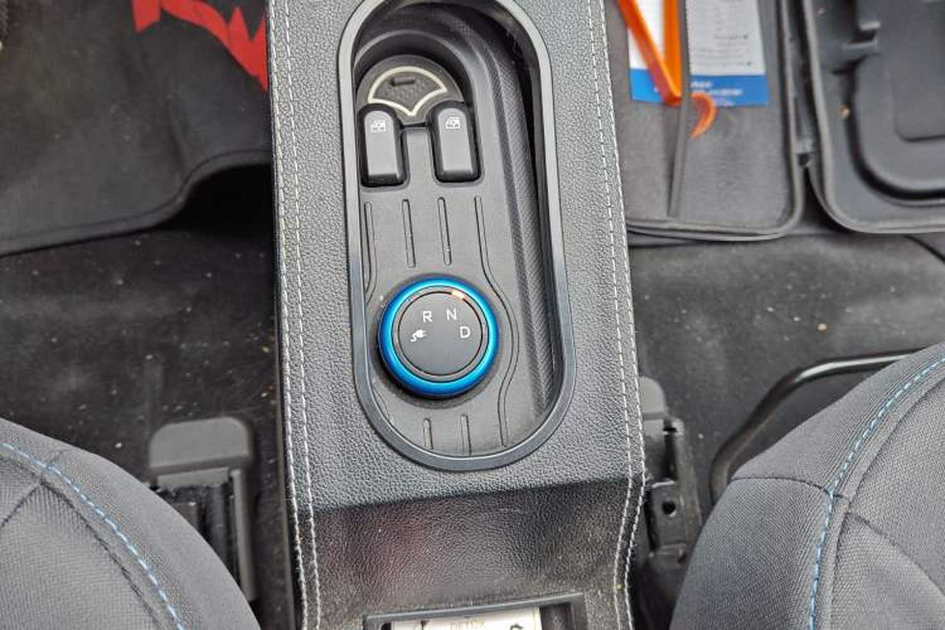Used Wuling Hongguang MINIEV 2020 Enjoyment Model Lithium Iron Phosphate Gear Lever