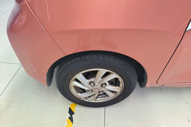 Used Wuling Hongguang MINIEV 2020 Enjoyment Model Lithium Iron Phosphate Left Front Wheel Hub