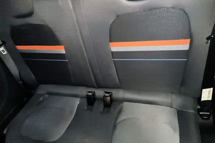 Used Wuling Hongguang MINIEV 2020 Enjoyment Model Lithium Iron Phosphate Left Rear Seat