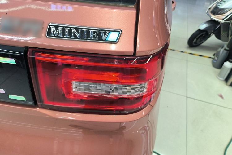 Used Wuling Hongguang MINIEV 2020 Enjoyment Model Lithium Iron Phosphate Right Rear Taillight