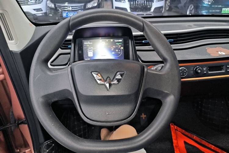 Used Wuling Hongguang MINIEV 2020 Enjoyment Model Lithium Iron Phosphate Steering Wheel