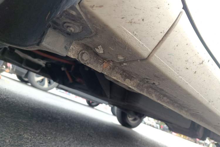Used Wuling Hongguang MINIEV 2020 Zizai Version Lithium-NMC Chassis Front Left