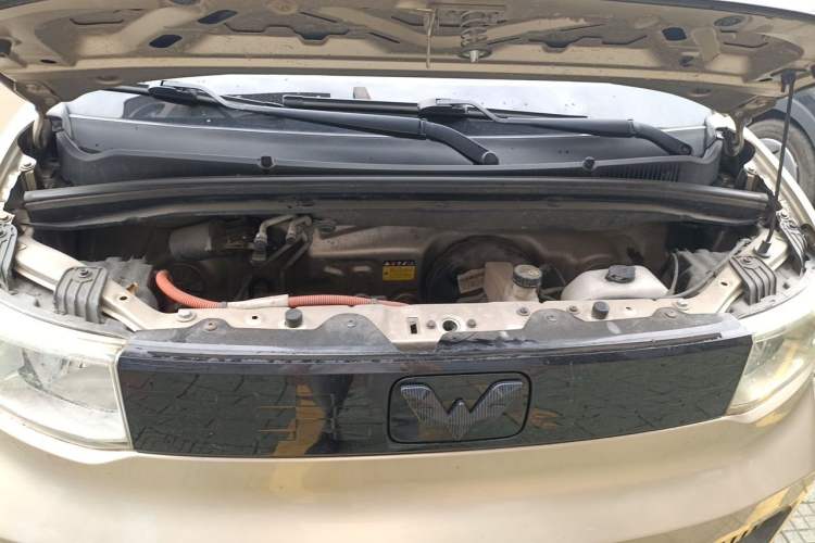 Used Wuling Hongguang MINIEV 2020 Enjoyment Model Lithium Iron Phosphate Engine Bay