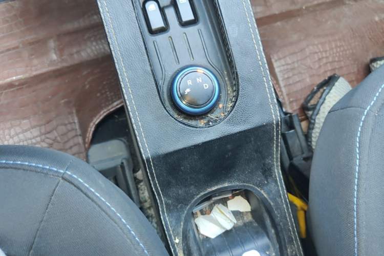 Used Wuling Hongguang MINIEV 2020 Enjoy Edition Lithium-Ion Battery Gear Lever