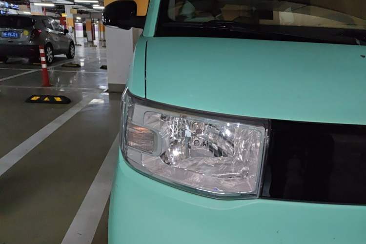 Used Wuling Hongguang MINIEV 2020 Enjoyment Model Lithium Iron Phosphate Right Front Headlight