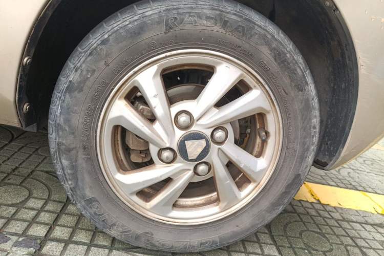 Used Wuling Hongguang MINIEV 2020 Enjoyment Model Lithium Iron Phosphate Right Front Wheel Hub