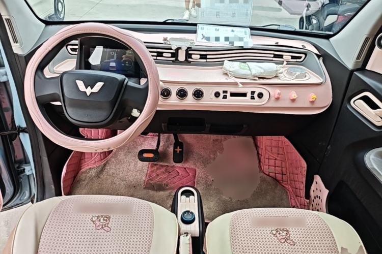 Used Wuling Hongguang MINIEV 2020 Zizai Version Lithium-NMC Center Console