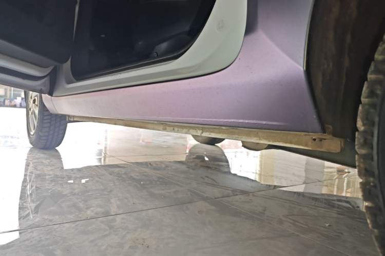 Used Wuling Hongguang MINIEV 2020 Freedom Version Lithium Iron Phosphate Left Side Sill