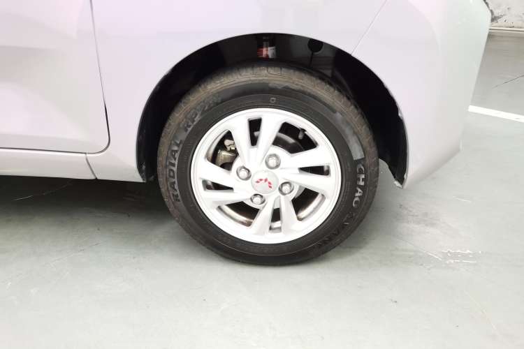 Used Wuling Hongguang MINIEV 2020 Freedom Version Lithium Iron Phosphate Right Front Wheel Hub